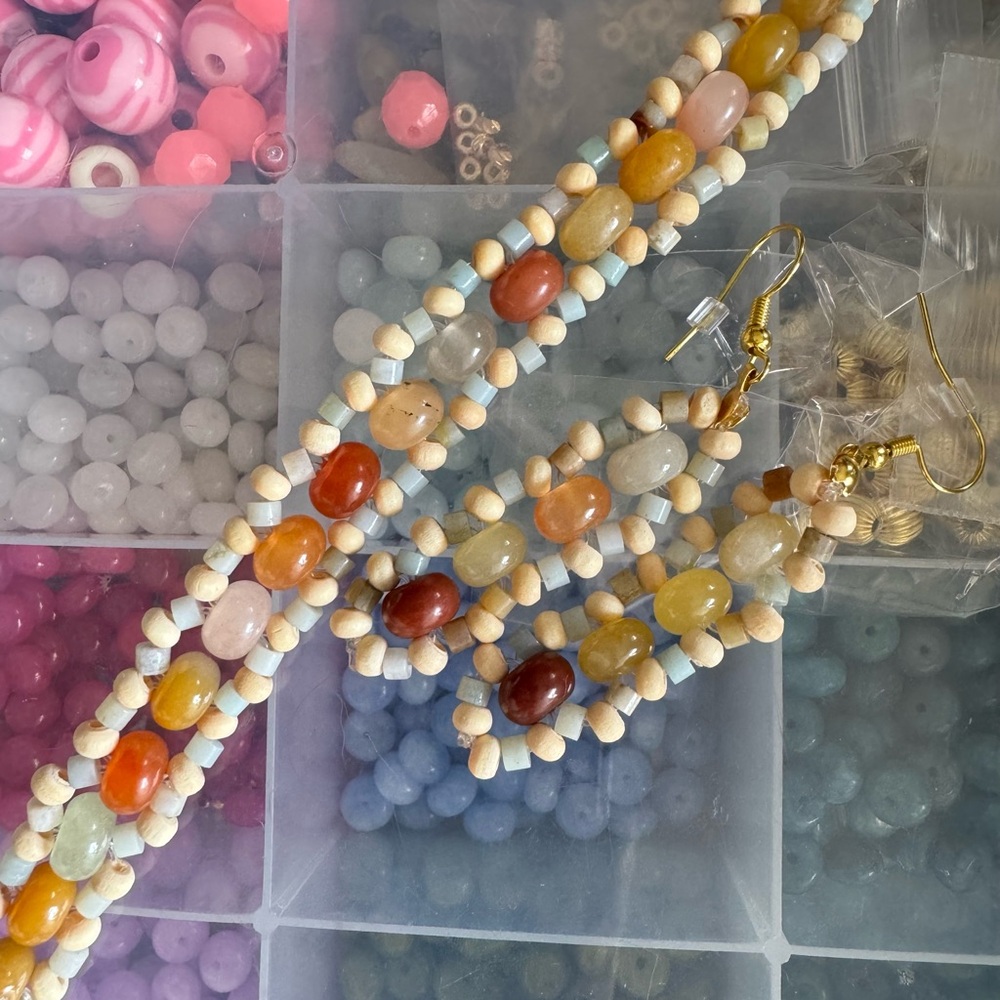 Multicolor Beaded bracelet and Earring Set 7” wrist